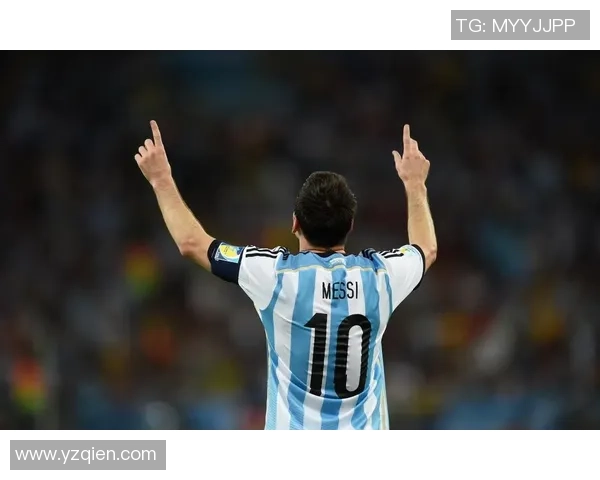 球星背影之下的足球梦见证荣耀与奋斗的无声时刻